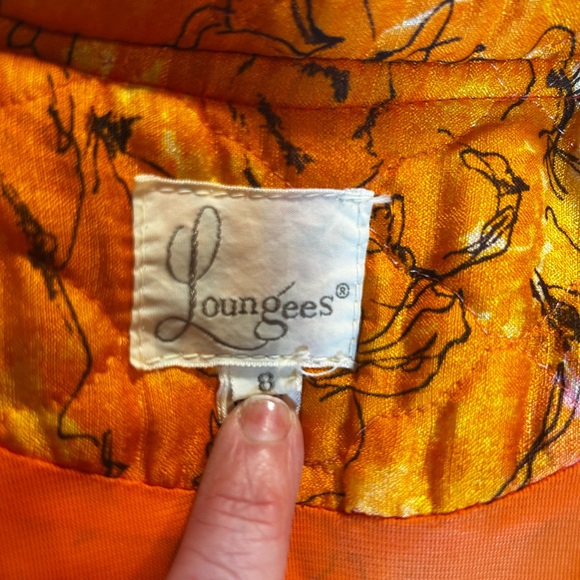 1960s Burnt Orange Loungees Puffer Housedress - Picture 8 of 9
